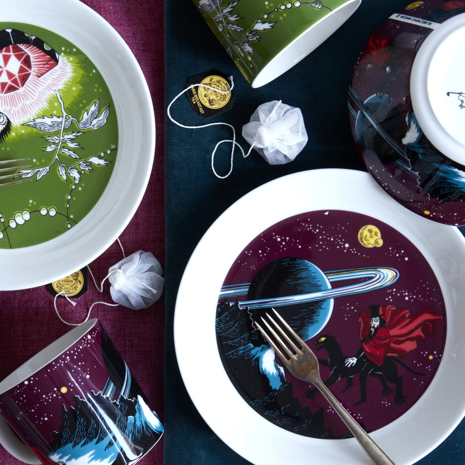 Arabia Thingumy & Bob King's Ruby Moomin Mok 4 Arabia Thingumy & Bob King's Ruby Moomin Mok - Afbeelding 2